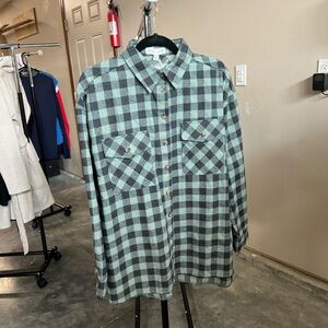 She + Sky Green Plaid Button-Down Shirt